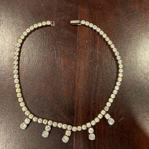 Jewelry - Rhinestone Silver Necklace